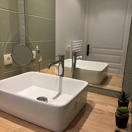 Super T2 Renove Apercu Toutes Commodites Apartament Antibes
