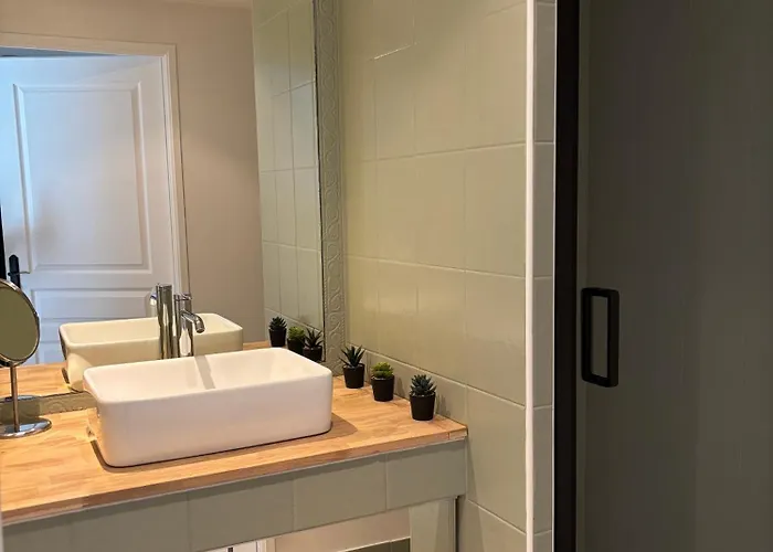 Super T2 Renove Apercu Toutes Commodites Lejlighed Antibes